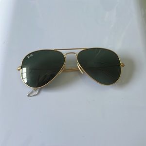 Ray-Ban Aviator’s